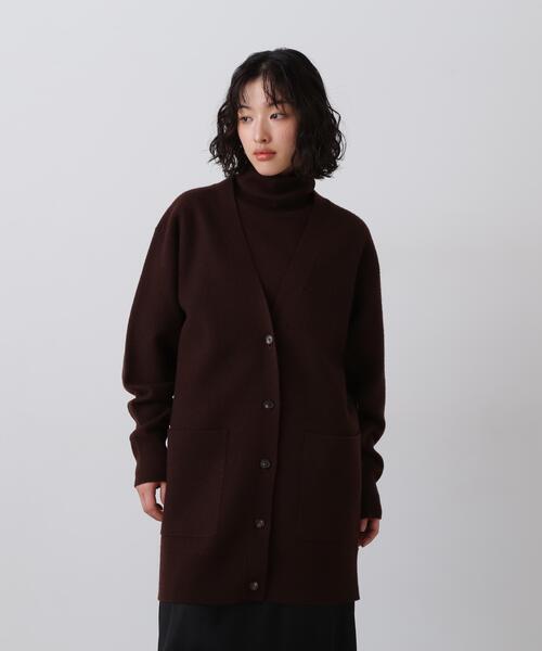 YLEVE(イレーヴ)の「YLEVE / ULTARAFINE MERINO WOOL MILLED KNIT CARDIGAN(カーディガン/ボレロ・レディース・ブラック/ワイン系・1)」の2枚目の写真