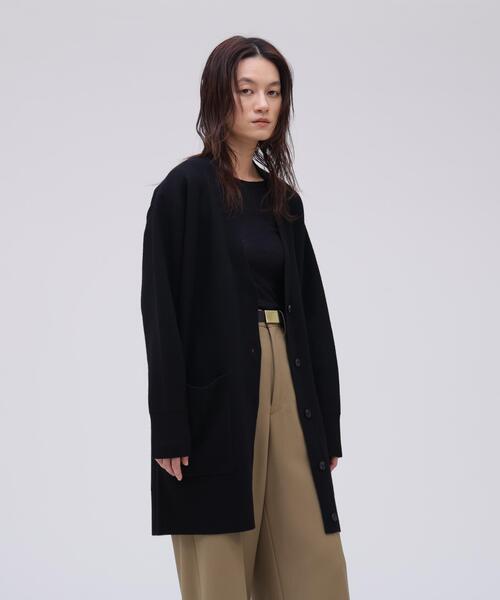 YLEVE(イレーヴ)の「YLEVE / ULTARAFINE MERINO WOOL MILLED KNIT CARDIGAN(カーディガン/ボレロ・レディース・ブラック/ワイン系・1)」の1枚目の写真