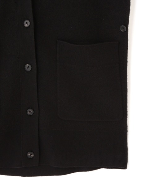 YLEVE(イレーヴ)の「YLEVE / ULTARAFINE MERINO WOOL MILLED KNIT CARDIGAN(カーディガン/ボレロ・レディース・ブラック/ワイン系・1)」の10枚目の写真