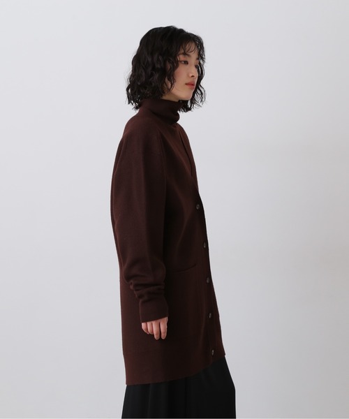 YLEVE(イレーヴ)の「YLEVE / ULTARAFINE MERINO WOOL MILLED KNIT CARDIGAN(カーディガン/ボレロ・レディース・ブラック/ワイン系・1)」の13枚目の写真