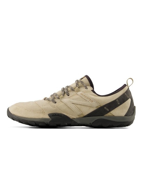 NEW BALANCE(ニューバランス)の「MT10 MT10O8WG(スニーカー・メンズ・ベージュ・24.0cm/24.5cm/25.0cm/25.5cm/26.0cm/26.5cm/22.5cm/23.0cm/23.5cm/27.0cm/27.5cm/28.0cm/28.5cm/29.0cm)」の1枚目の写真