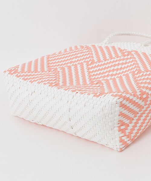 MAISON mou(メゾンムー)の「【Moon Bird/ムーンバード】メキシコ製・手編みのメルカドバッグ(S)MBST26-10(かごバッグ・レディース・ピンク/ゴールド/ブルー系その他2/ネイビー系/グリーン系その他2/ピンク系その他/ライトブルー・FREE)」の9枚目の写真