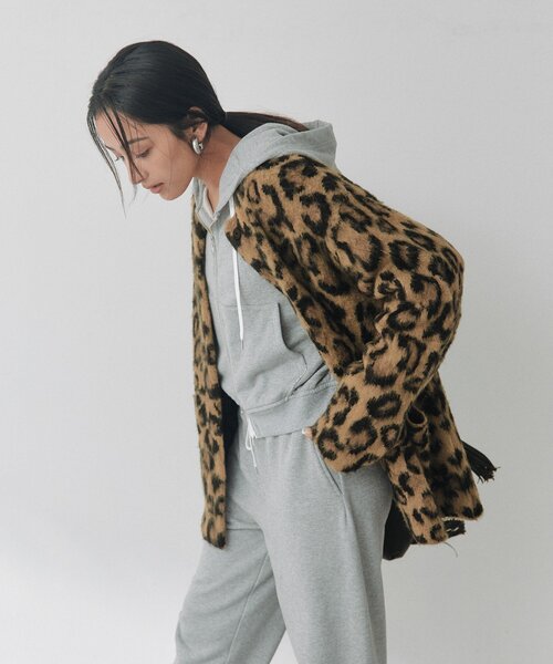 RIVE DROITE(リヴドロワ)の「レオパードニットジャケット(秋服/冬服)(ノーカラージャケット・レディース・ベージュ/グレー・FREE)」の20枚目の写真