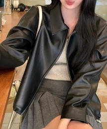 襟付きフェイクレザージャケット