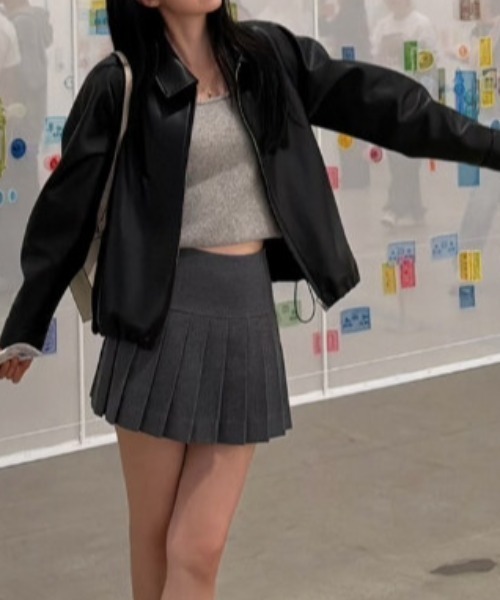 FAVORITO(ファヴォリート)の「襟付きフェイクレザージャケット(ライダースジャケット・レディース・ブラック・F)」の14枚目の写真