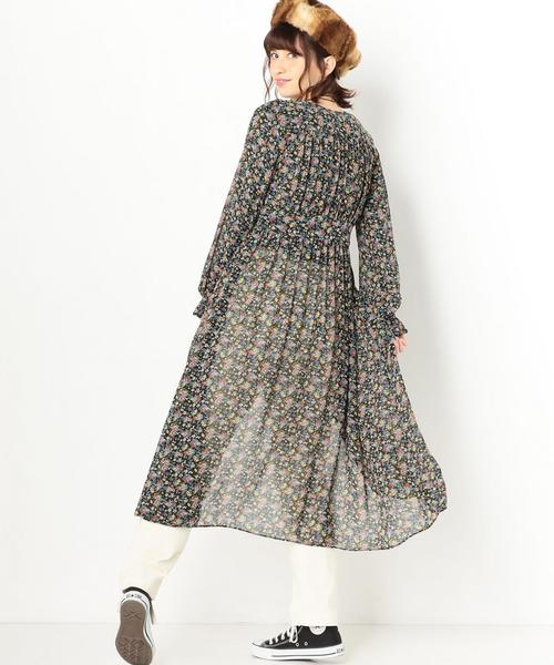 Another Edition(アナザーエディション)の「シフォンフラワープリントガウンワンピース/ AEBFC シフォン S-FLOWER PRT◆(ワンピース・レディース・ブラック/オレンジ・FREE)」の16枚目の写真