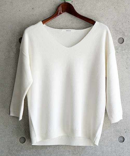 laboratory work（ラボラトリーワーク）の「クールラボミラノリブ Vプルオーバー（ニット/セーター・レディース・ピンク/イエロー/ネイビー/サックスブルー/オフホワイト・MEDIUM）」の7枚目の写真