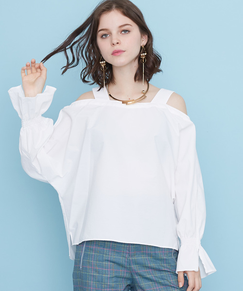 UNITED TOKYO（ユナイテッドトウキョウ）の「ウォッシャブルオフショルブラウス（シャツ/ブラウス・レディース・パープル/オフホワイト/ピンク/ブラック・1）」の11枚目の写真