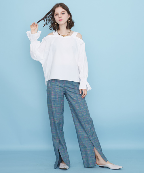 UNITED TOKYO ウォッシャブルオフショルブラウス　肩出し UV UNITED TOKYO ウォッシャブルオフショルブラウス 肩出し UV