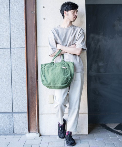 Butler Verner Sails(バトラーヴァーナーセイルス)の「【Butler Verner Sails】反応染8号キャンバスサークルトート(トートバッグ・メンズ・グリーン/ブルー/イエロー・FREE)」の4枚目の写真
