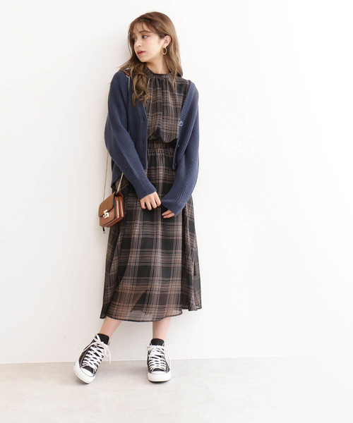N.（N. Natural Beauty Basic）（エヌエヌナチュラルビューティーベーシック）の「ショートフォルムカーディガン（カーディガン/ボレロ・レディース・ベージュ/パープル/ブルー・MEDIUM）」の17枚目の写真