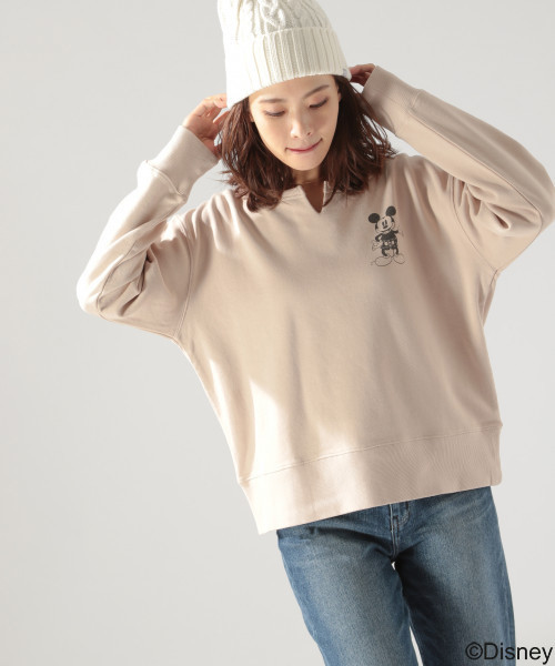 BAYFLOW(ベイフロー)の「【Disney(ディズニー)】ミッキーマウスウラケプルオーバー(Tシャツ/カットソー・レディース・ベージュ/カーキ/チャコール・SMALL/MEDIUM)」の2枚目の写真
