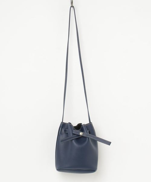 STYLEBLOCK（スタイルブロック）の「巾着型ミニショルダーバッグ（ショルダーバッグ・レディース・ブラック/ダークグリーン/ネイビー/グレー/カーキ/ピンク/ワインレッド/ブラック系その他/ブラウン系その他/グリーン系その他/レッド系その他・FREE）」の8枚目の写真