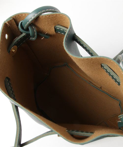 STYLEBLOCK（スタイルブロック）の「巾着型ミニショルダーバッグ（ショルダーバッグ・レディース・ブラック/ダークグリーン/ネイビー/グレー/カーキ/ピンク/ワインレッド/ブラック系その他/ブラウン系その他/グリーン系その他/レッド系その他・FREE）」の16枚目の写真