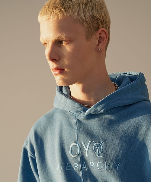 OY（オーワイ）の「カッティングピグメントプルオーバーパーカー/フーディー（パーカー・メンズ・ブラック/ベージュ/ブルー・1/2）」の15枚目の写真