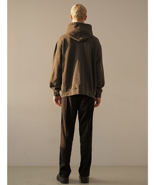 OY（オーワイ）の「カッティングピグメントプルオーバーパーカー/フーディー（パーカー・メンズ・ブラック/ベージュ/ブルー・1/2）」の8枚目の写真