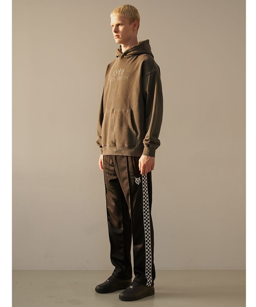 OY（オーワイ）の「カッティングピグメントプルオーバーパーカー/フーディー（パーカー・メンズ・ブラック/ベージュ/ブルー・1/2）」の7枚目の写真