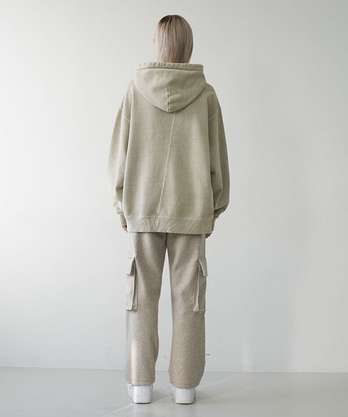 OY（オーワイ）の「カッティングピグメントプルオーバーパーカー/フーディー（パーカー・メンズ・ブラック/ベージュ/ブルー・1/2）」の13枚目の写真