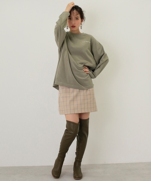 one after another NICE CLAUP（ワンアフターアナザーナイスクラップ）の「バックプリントロングTシャツ（Tシャツ/カットソー・レディース・ベージュ/オフホワイト/カーキ・FREE）」の15枚目の写真
