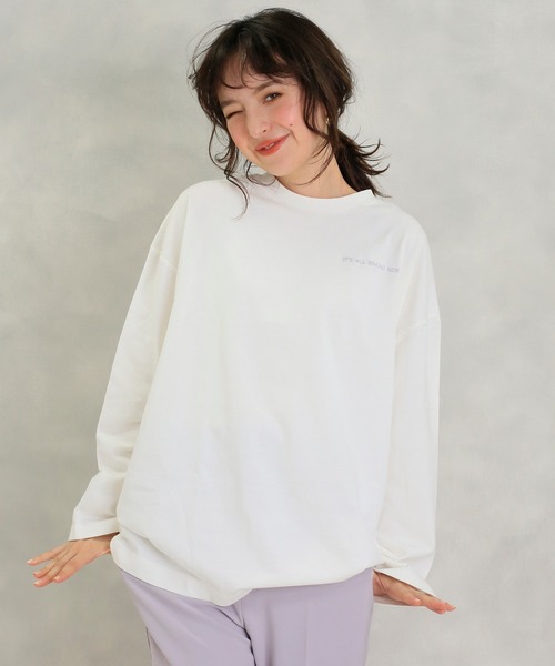one after another NICE CLAUP（ワンアフターアナザーナイスクラップ）の「バックプリントロングTシャツ（Tシャツ/カットソー・レディース・ベージュ/オフホワイト/カーキ・FREE）」の10枚目の写真