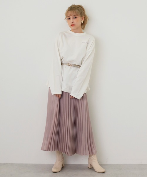 one after another NICE CLAUP（ワンアフターアナザーナイスクラップ）の「バックプリントロングTシャツ（Tシャツ/カットソー・レディース・ベージュ/オフホワイト/カーキ・FREE）」の18枚目の写真