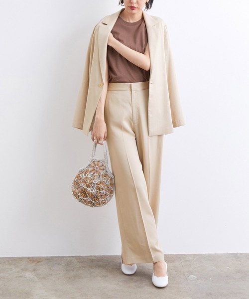 ADAM ET ROPE'（アダムエロペ）の「テンセルフルイドジャケット（ノーカラージャケット・レディース・ベージュ/ライトグリーン・FREE）」の9枚目の写真