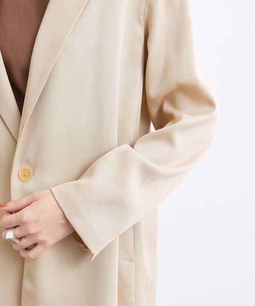 ADAM ET ROPE'（アダムエロペ）の「テンセルフルイドジャケット（ノーカラージャケット・レディース・ベージュ/ライトグリーン・FREE）」の7枚目の写真