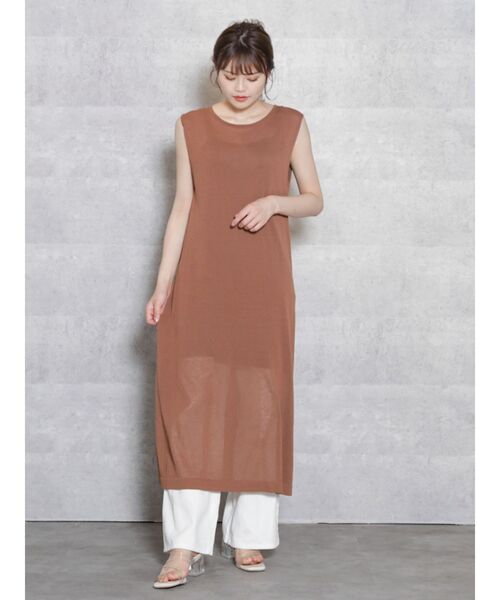 dazzlin（ダズリン）の「シアーニットロングワンピース（ワンピース・レディース・ブラック/ブラウン/オフホワイト/グリーン・FREE）」の4枚目の写真