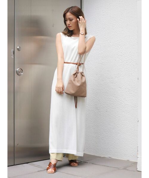 dazzlin（ダズリン）の「シアーニットロングワンピース（ワンピース・レディース・ブラック/ブラウン/オフホワイト/グリーン・FREE）」の5枚目の写真