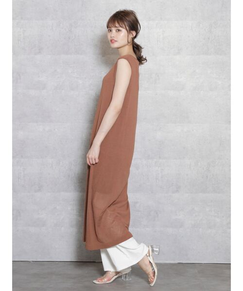 dazzlin（ダズリン）の「シアーニットロングワンピース（ワンピース・レディース・ブラック/ブラウン/オフホワイト/グリーン・FREE）」の10枚目の写真