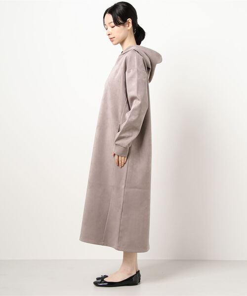 INTERPLANET（インタープラネット）の「ベロアダンボールフード付ワンピース（ワンピース・レディース・モカ/ライトグレー/チャコールグレー・FREE）」の4枚目の写真