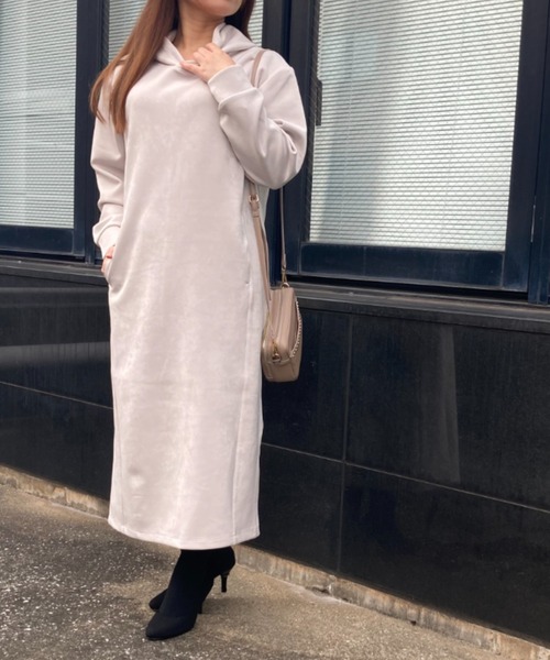 INTERPLANET（インタープラネット）の「ベロアダンボールフード付ワンピース（ワンピース・レディース・モカ/ライトグレー/チャコールグレー・FREE）」の12枚目の写真