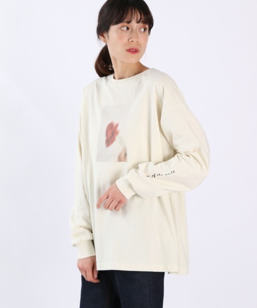 LOWRYS FARM（ローリーズファーム）の「フォトプリントＴＥＥＬＳ　931840（Tシャツ/カットソー・レディース・チャコールグレー/イエロー/アイボリー・FREE）」の9枚目の写真