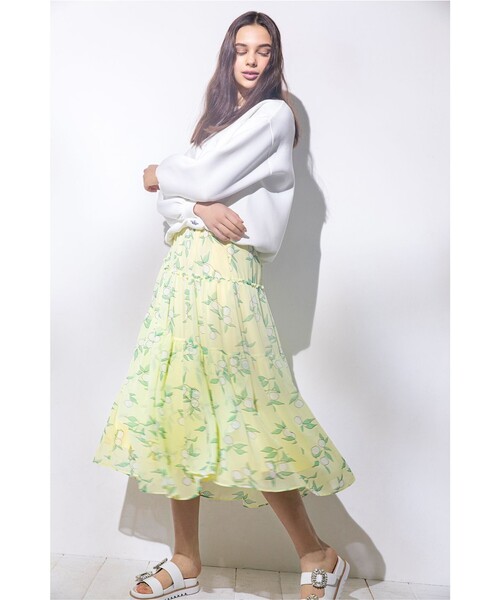 TOCCA(トッカ)の「【Emily×TOCCA LAVENDER】Lemmon Print スカート(スカート・レディース・イエロー系5/ローズ系5・0/4)」の2枚目の写真