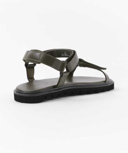 SENSE OF PLACE by URBAN RESEARCH(センスオブプレイスバイアーバンリサーチ)の「フェイクレザーベルクロサンダル(サンダル・メンズ・ブラック/カーキ・MEDIUM/LARGE)」の7枚目の写真