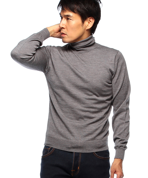 BEAMS F(ビームスエフ)の「BEAMS F / ITALY製ソリッドタートル(ニット/セーター・メンズ・ホワイト/ブラック系その他/ブラック/ブラウン/ブルー系その他/ネイビー・48/46/44/50)」の3枚目の写真