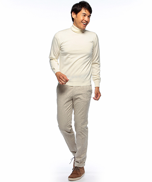 BEAMS F(ビームスエフ)の「BEAMS F / ITALY製ソリッドタートル(ニット/セーター・メンズ・ホワイト/ブラック系その他/ブラック/ブラウン/ブルー系その他/ネイビー・48/46/44/50)」の17枚目の写真