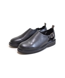 Senti（センティ）の「BACK STRAP SLIP-ON（スリッポン）」