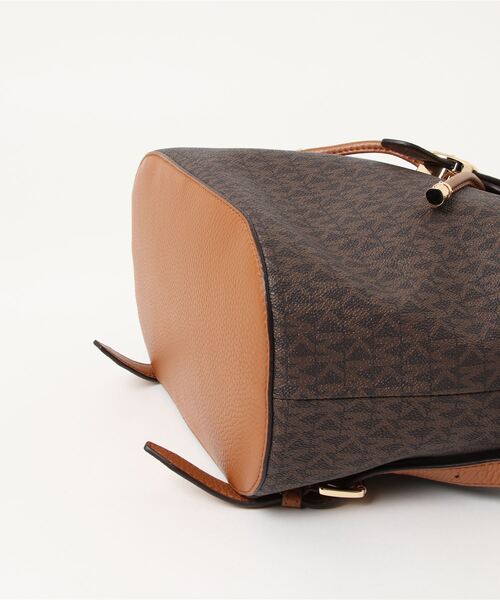 MICHAEL KORS（マイケルコース）の「MINA(ミーナ) ドロー