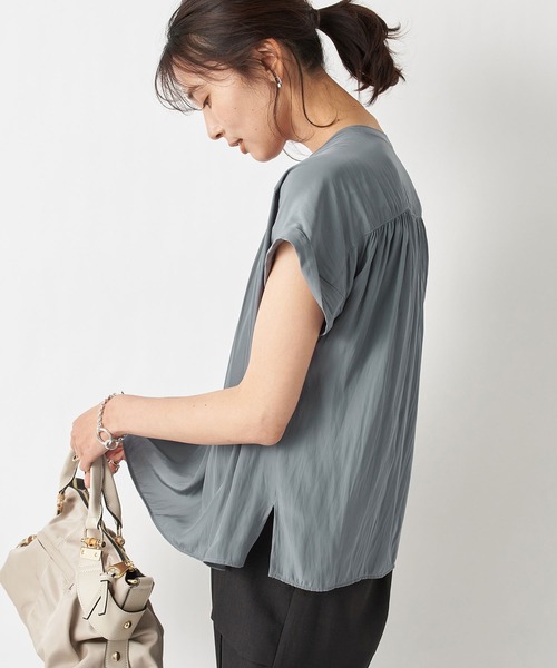 RIVE DROITE（リヴドロワ）の「繊細な女性らしさをプラス　カッセンデシンフレンチブラウス（シャツ/ブラウス・レディース・ネイビー/ダークグリーン/ピンク/オフホワイト/ミント/ブラック/ライトベージュ・FREE）」の16枚目の写真