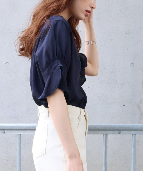 BLUEEAST（ブルーイースト）の「フリル袖リネンブラウス（シャツ/ブラウス・レディース・ネイビー/ブルー/アイボリー/レッド/ベージュ/パープル/グリーン/カーキ/ブラウン/オレンジ/ミント・MEDIUM）」の22枚目の写真