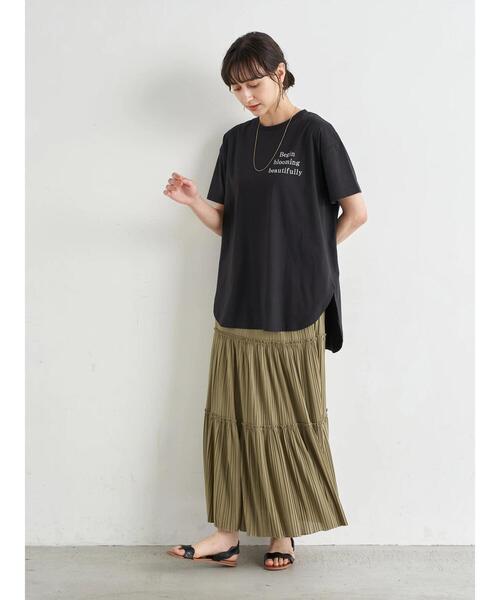 earth music&ecology（アースミュージックアンドエコロジー）の「Being blooming ビッグチュニック ＊（Tシャツ/カットソー・レディース・ブラック/オフホワイト・FREE）」の4枚目の写真