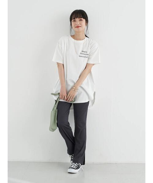 earth music&ecology（アースミュージックアンドエコロジー）の「Being blooming ビッグチュニック ＊（Tシャツ/カットソー・レディース・ブラック/オフホワイト・FREE）」の19枚目の写真