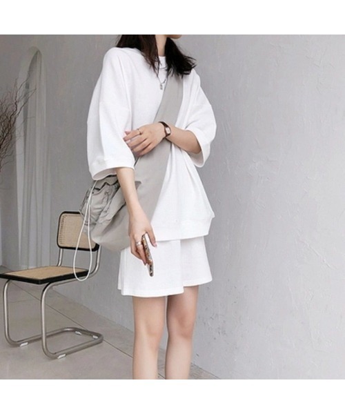 DEVICE（デバイス）の「ショートパンツ+トップス2点セットのルームウェア セットアップ ワンマイルウェア（スウェット・レディース・ホワイト/グレー・FREE）」の14枚目の写真