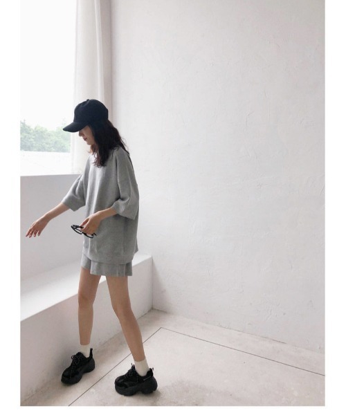 DEVICE（デバイス）の「ショートパンツ+トップス2点セットのルームウェア セットアップ ワンマイルウェア（スウェット・レディース・ホワイト/グレー・FREE）」の18枚目の写真