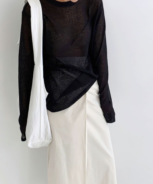 me+em select(ミームセレクト)の「アンニュイルーズシアーニット(ニット/セーター・レディース・ブラック/グレー/カーキ/アイボリー・FREE)」の18枚目の写真