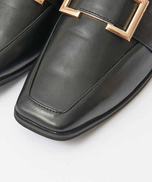 COLONY 2139(コロニートゥーワンスリーナイン)の「【マカロンFoot】スクエアバックルスリッパローファー(サンダル・レディース・ライトグレー/ブラック・23.5cm/24.5cm)」の19枚目の写真