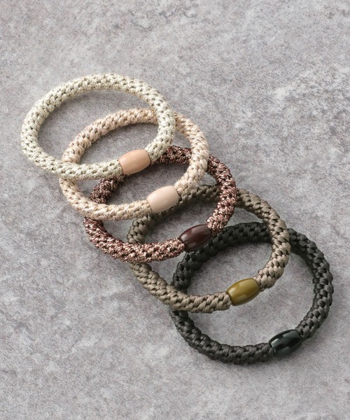 GLOBAL WORK（グローバルワーク）の「アソートゴムC/956265（ヘアゴム・レディース・ライトグレー/ブラック/ブラウン/グリーン/ライトベージュ/ダークブラウン/その他/ベージュ/ブラウン系その他7/ブラウン系その他6/グリーン系その他3/グレー系その他/キャメル/グレー系その他3/ベージュ系その他3/アイボリー/グレー系その他4/ブラウン系その他/オレンジ/ライトブルー/ブラウン系その他2/その他1/ホワイト系その他/ブラック系その他/ベージュ系その他/ホワイト系その他3/オレンジ系その他/グリーン系その他4/ミント・FREE）」の19枚目の写真