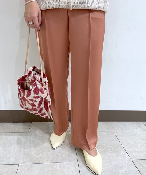 RIVE DROITE(リヴドロワ)の「スタイリッシュに品よく着映える ヴィンテージサテンリラックスパンツ(その他パンツ・レディース・オレンジ/ブルー・FREE)」の10枚目の写真