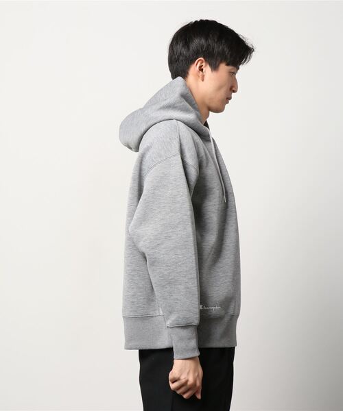Champion(チャンピオン)の「【ムラサキスポーツ別注】CHAMPION/チャンピオン ルーズシルエット ボンディングパーカー C8-US103(パーカー・メンズ・ブラック/グレー・M/L/XL)」の3枚目の写真